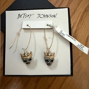 New! Betsey Johnson Black and Gold Crown Earrings